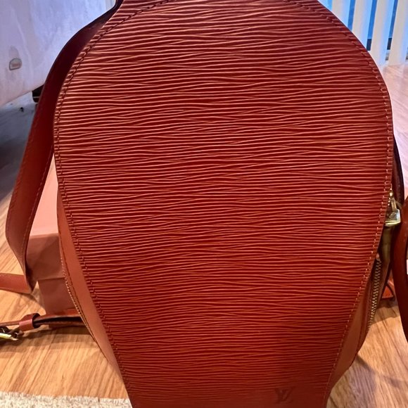 100% authentic Louis Vuitton Mabillon Brown Epi leather Backpack - Picture 11 of 16